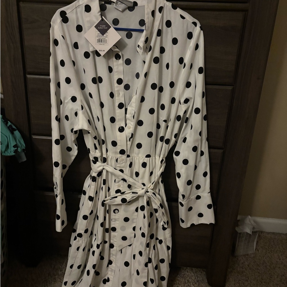 White Polka Dot Button-Up Dress - Picture 4 of 4